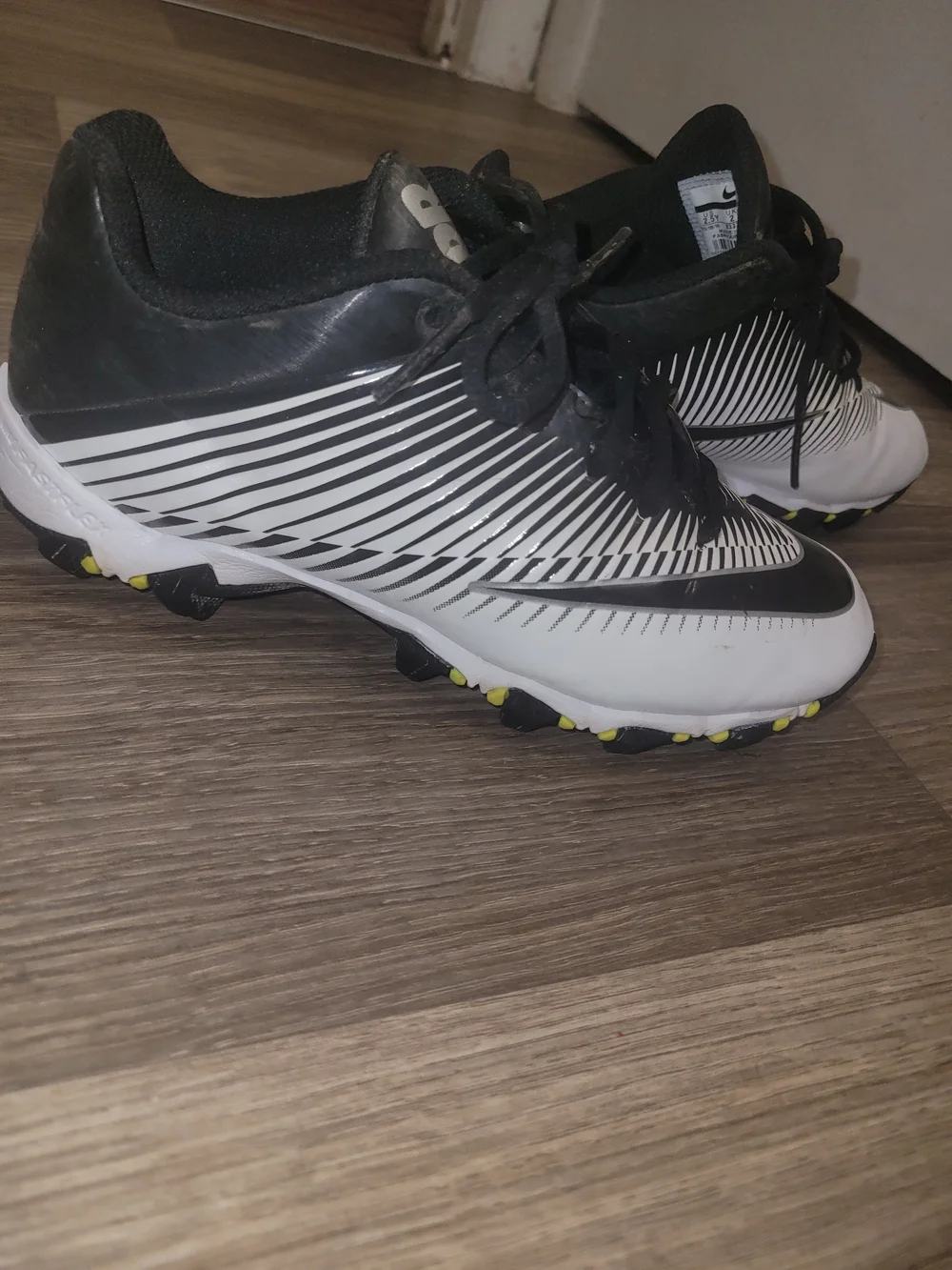Nike Black & White VPR Soccer Cleats